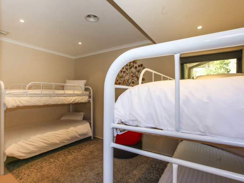 34 Ripple Drive, Inverloch VIC 3996