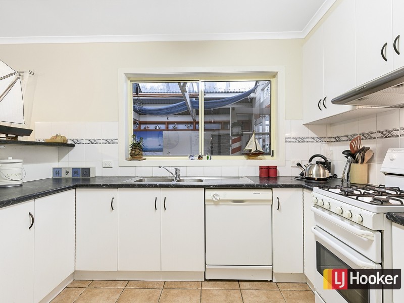 8 Murray Street, Inverloch VIC 3996