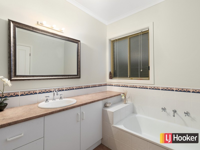 8 Murray Street, Inverloch VIC 3996