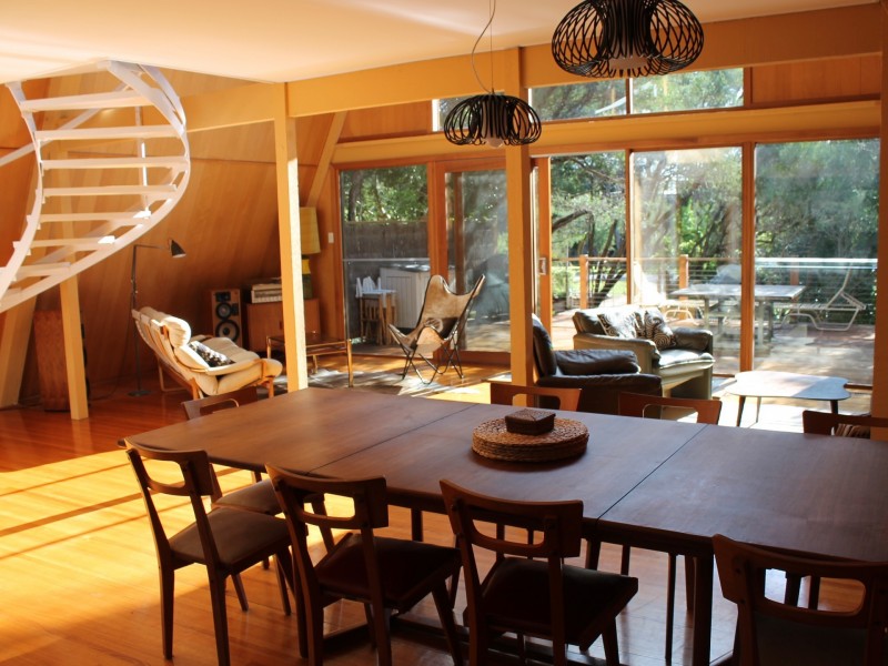 128 Lohr Avenue, Inverloch VIC 3996