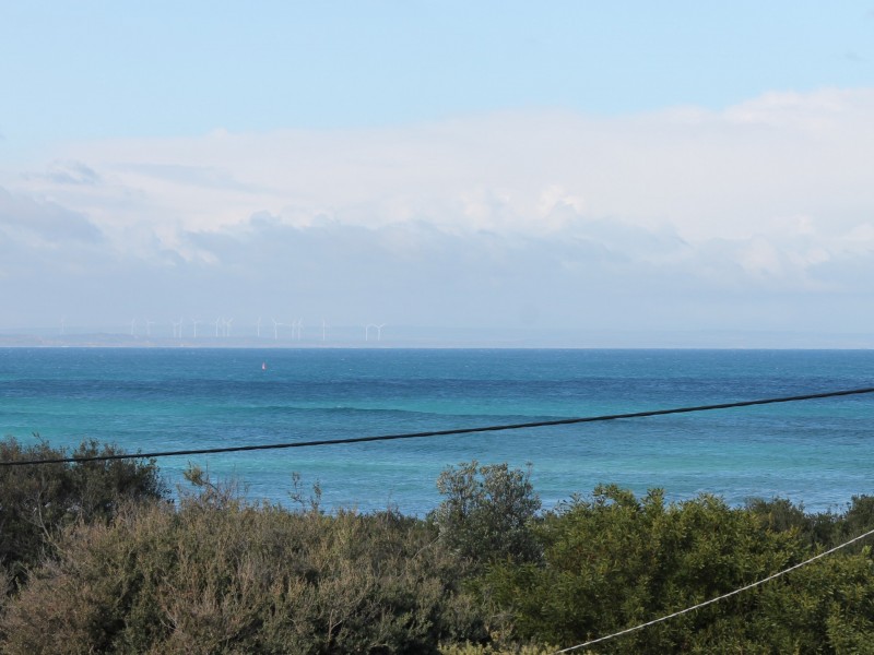 128 Lohr Avenue, Inverloch VIC 3996