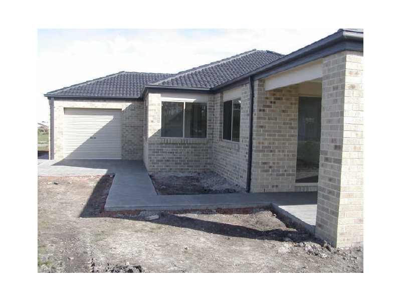 20 Artisan Way, Inverloch VIC 3996