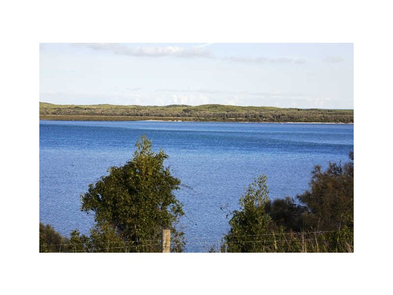 Lot 5 Henderson Court, Inverloch VIC 3996