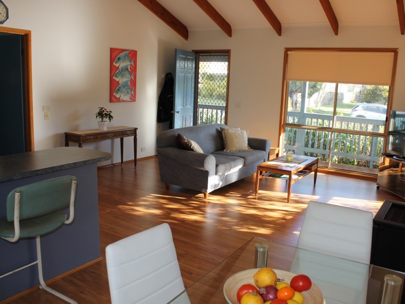 2 Nation Court, Inverloch VIC 3996