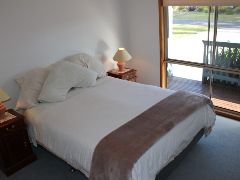 2 Nation Court, Inverloch VIC 3996