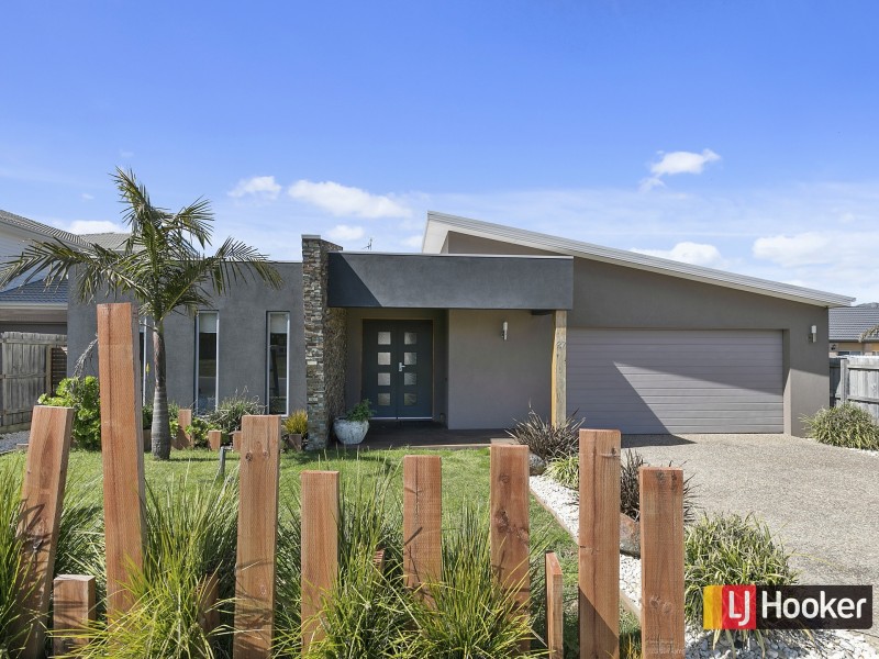 27 Beachcomber Drive, Inverloch VIC 3996