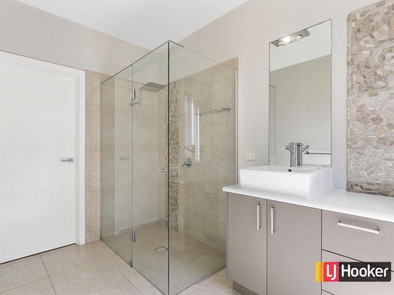 27 Beachcomber Drive, Inverloch VIC 3996