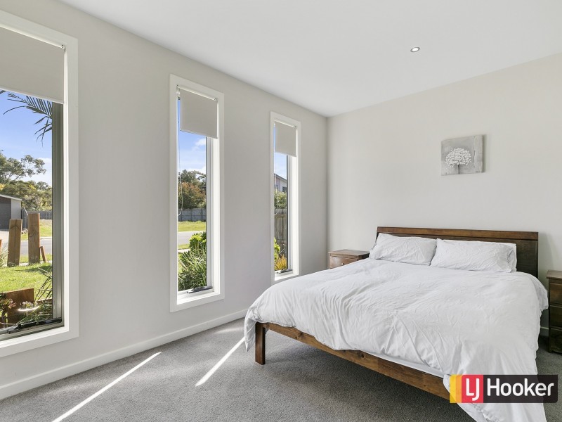 27 Beachcomber Drive, Inverloch VIC 3996