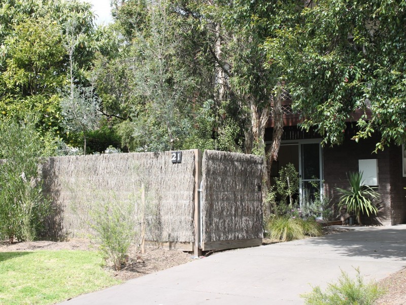 21 Veronica Street, Inverloch VIC 3996