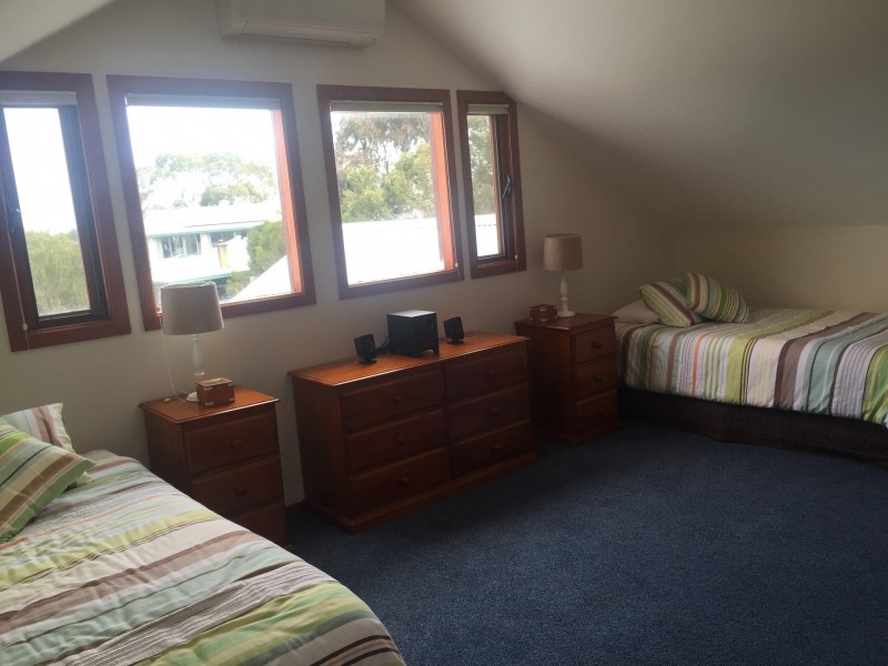 27 High Street, Inverloch VIC 3996