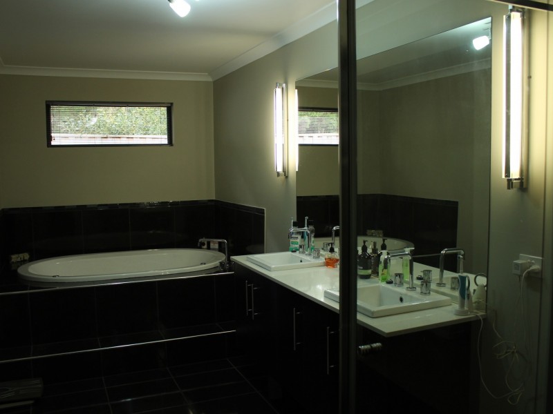 25 Glendale Court, Inverloch VIC 3996