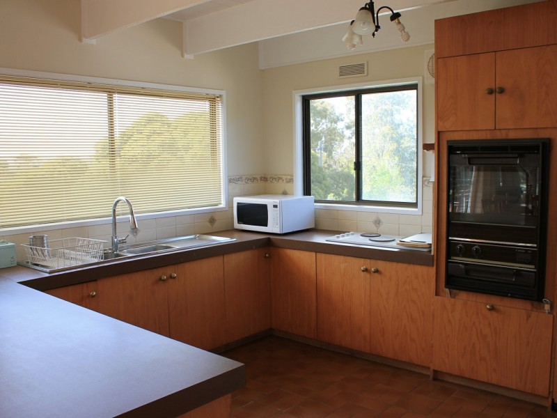 29 Beilby Avenue, Inverloch VIC 3996