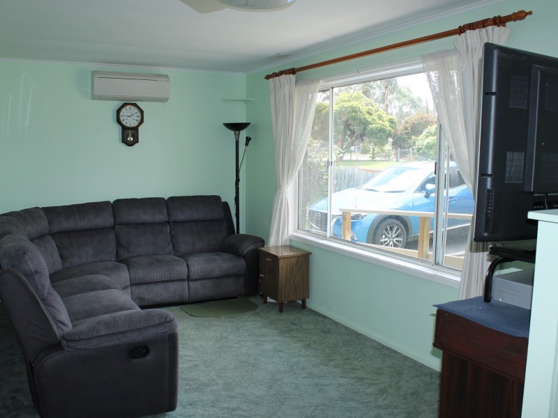 4 Kenneth Street, Inverloch VIC 3996