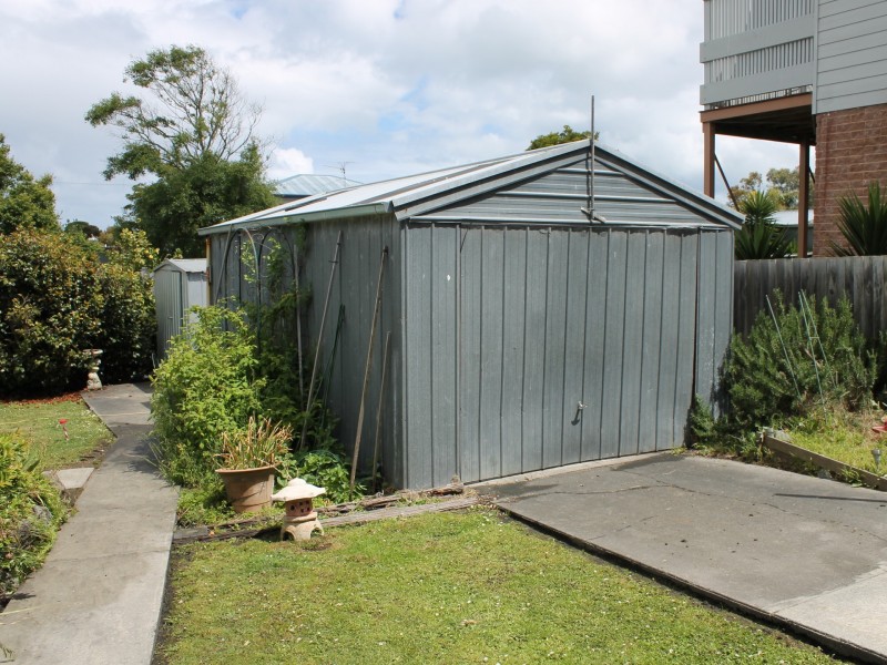 4 Kenneth Street, Inverloch VIC 3996