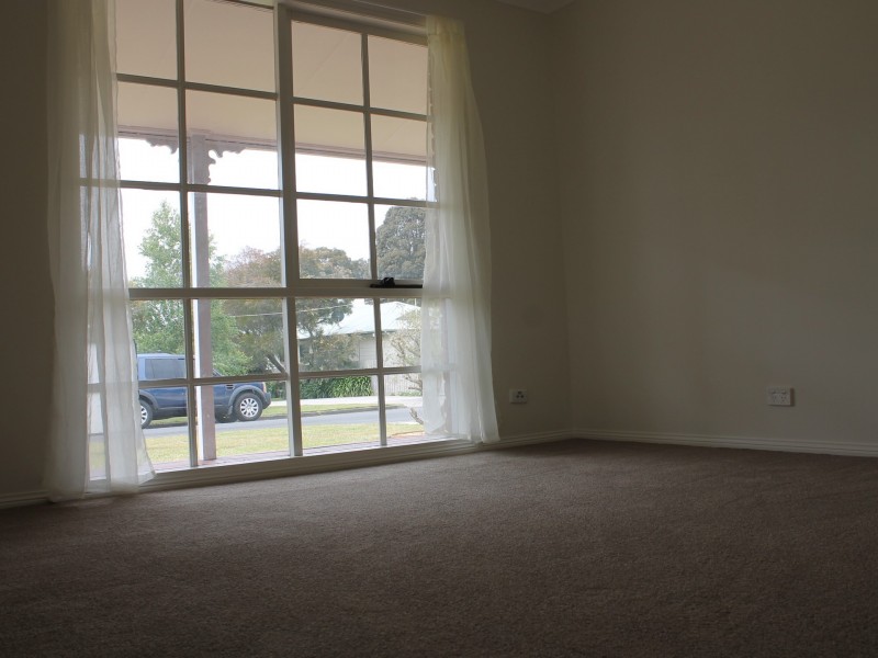 5 Stewart Avenue, Inverloch VIC 3996