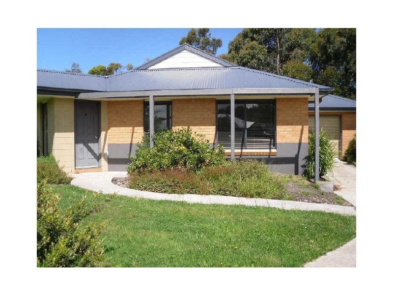 1/99 Cashin Street, Inverloch VIC 3996