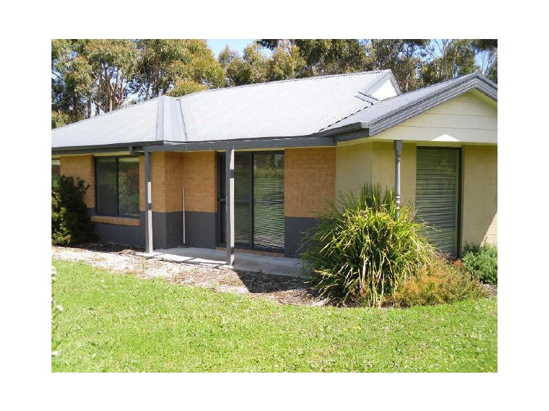1/99 Cashin Street, Inverloch VIC 3996