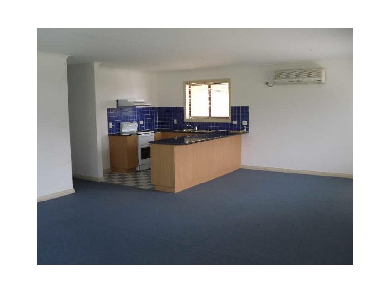 1/99 Cashin Street, Inverloch VIC 3996