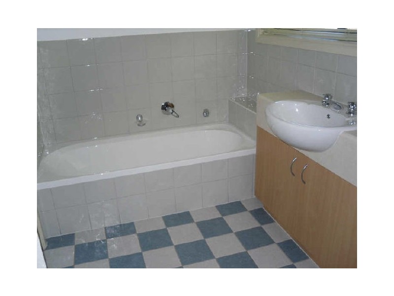 1/99 Cashin Street, Inverloch VIC 3996