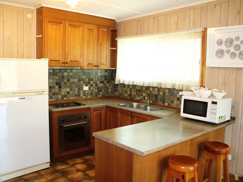 130 Surf Parade, Inverloch VIC 3996