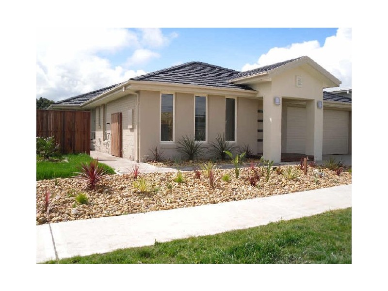 10 Diane Place, Inverloch VIC 3996