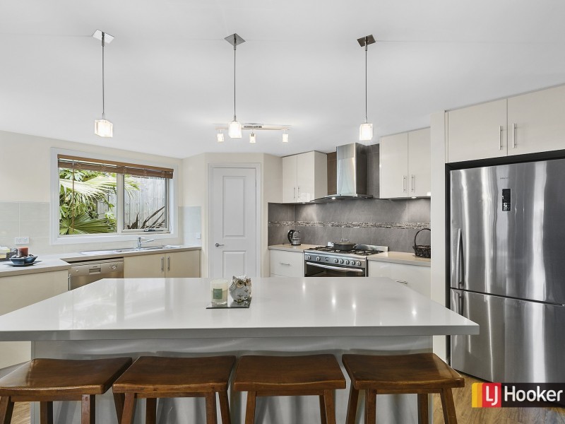 64 Woodland Heath Drive, Inverloch VIC 3996