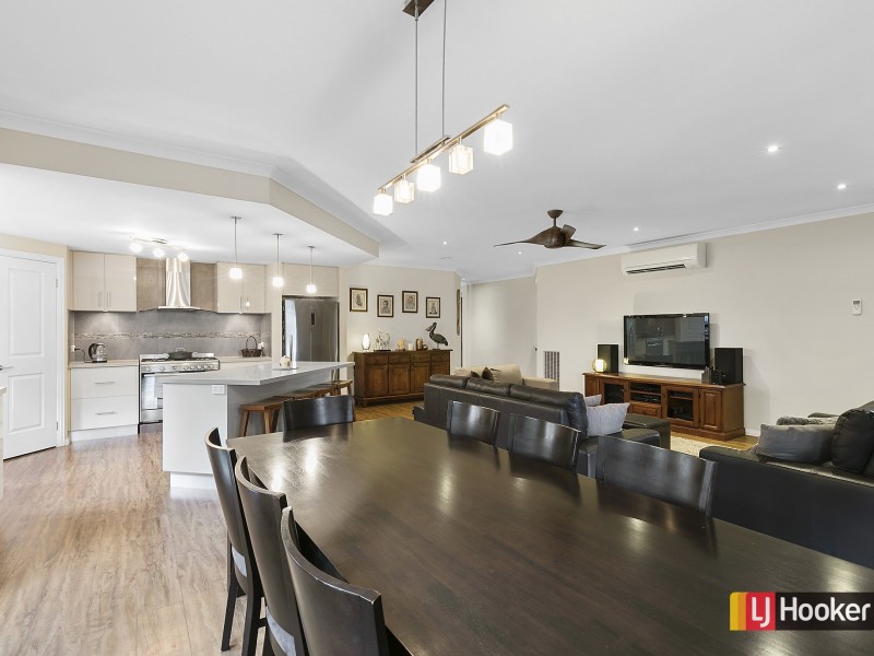 64 Woodland Heath Drive, Inverloch VIC 3996