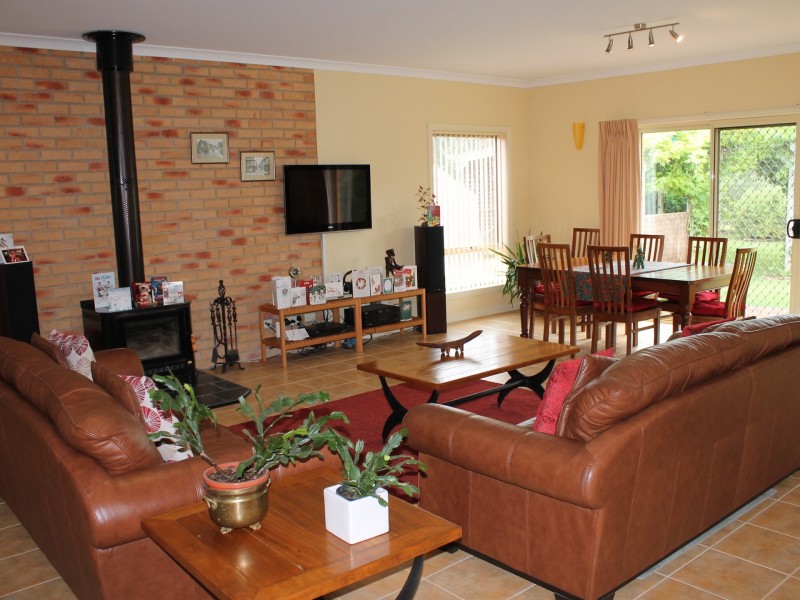 3 Lindsey Close, Inverloch VIC 3996