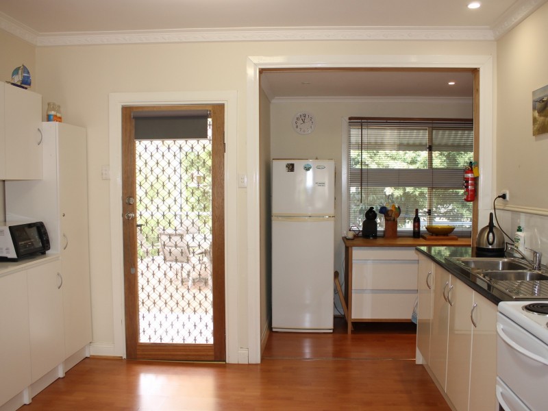 4 Merkani Avenue, Venus Bay VIC 3956