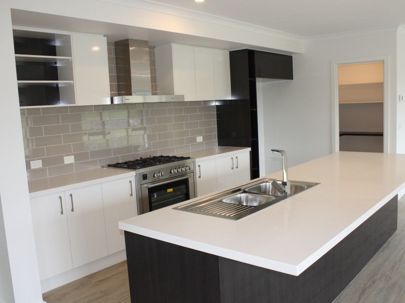 14 Kanowna Place, Inverloch VIC 3996