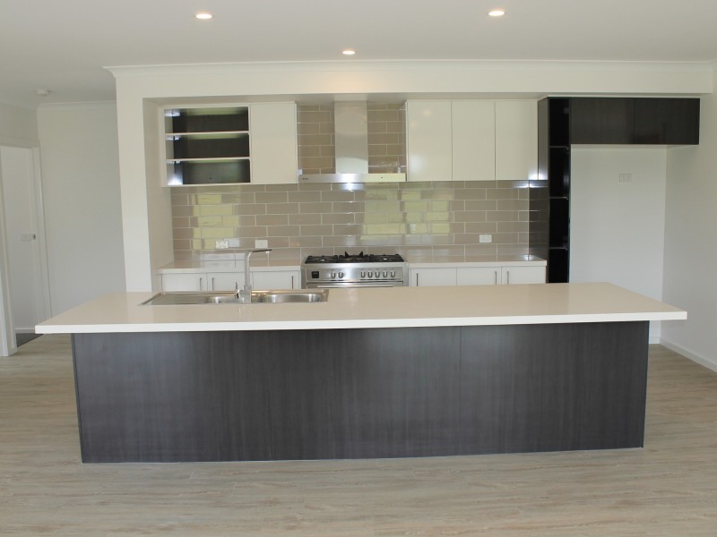 14 Kanowna Place, Inverloch VIC 3996