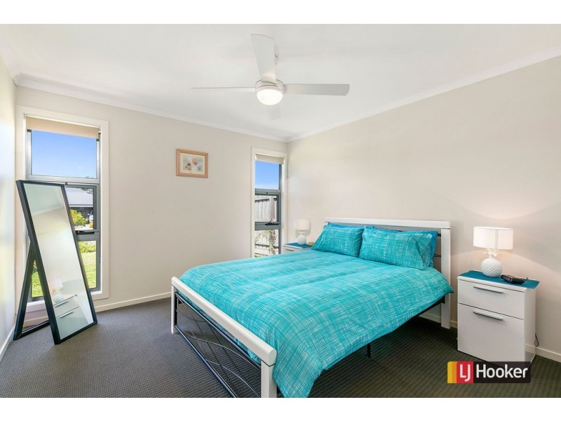 17 Blue Wren Way, Inverloch VIC 3996