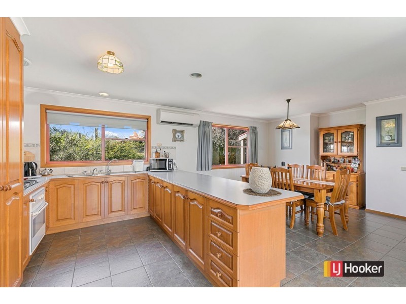 6 Ascot Place, Inverloch VIC 3996