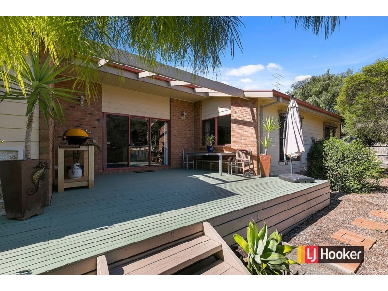 6 Ascot Place, Inverloch VIC 3996
