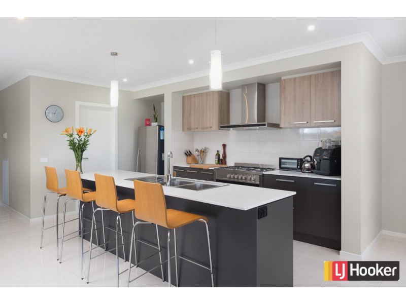 7 Citadel Way, Inverloch VIC 3996