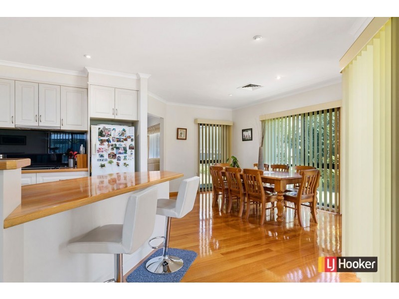 38 Woodland Heath Drive, Inverloch VIC 3996