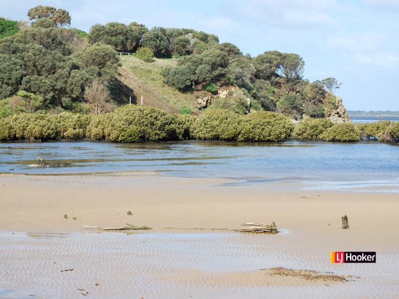 Lot 283 Cassinia Street, Inverloch VIC 3996