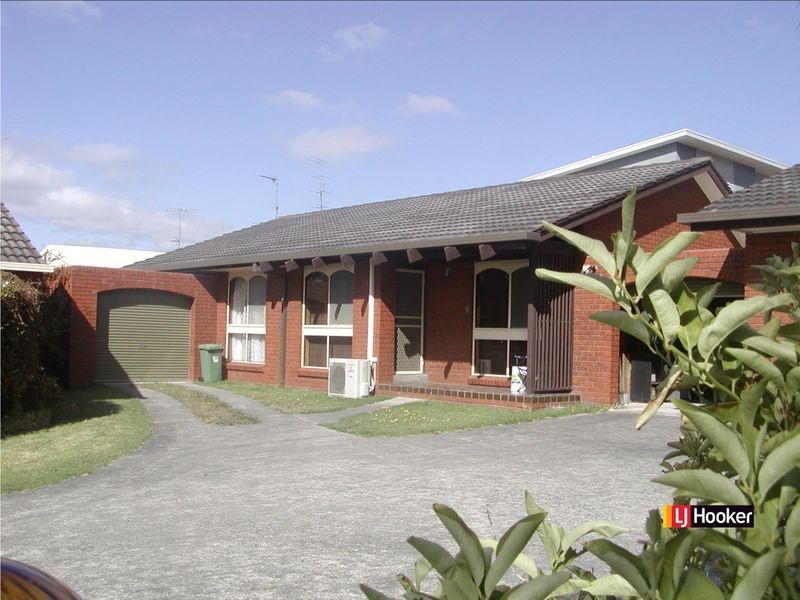 5/12-14 The Crescent, Inverloch VIC 3996