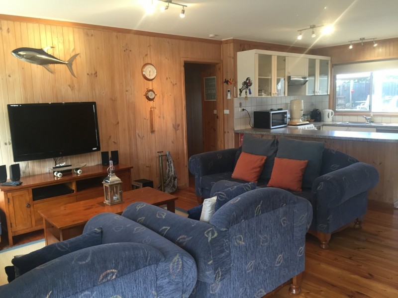 8 Inverloch Venus Bay Road, Inverloch VIC 3996