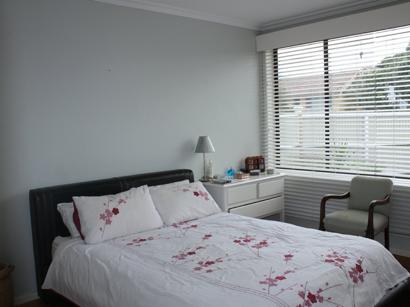 6 Bayview Avenue, Inverloch VIC 3996