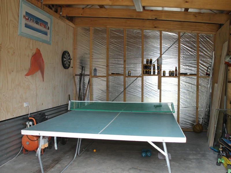 6 Bayview Avenue, Inverloch VIC 3996