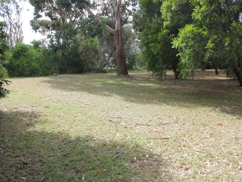64 Surf Parade, Inverloch VIC 3996