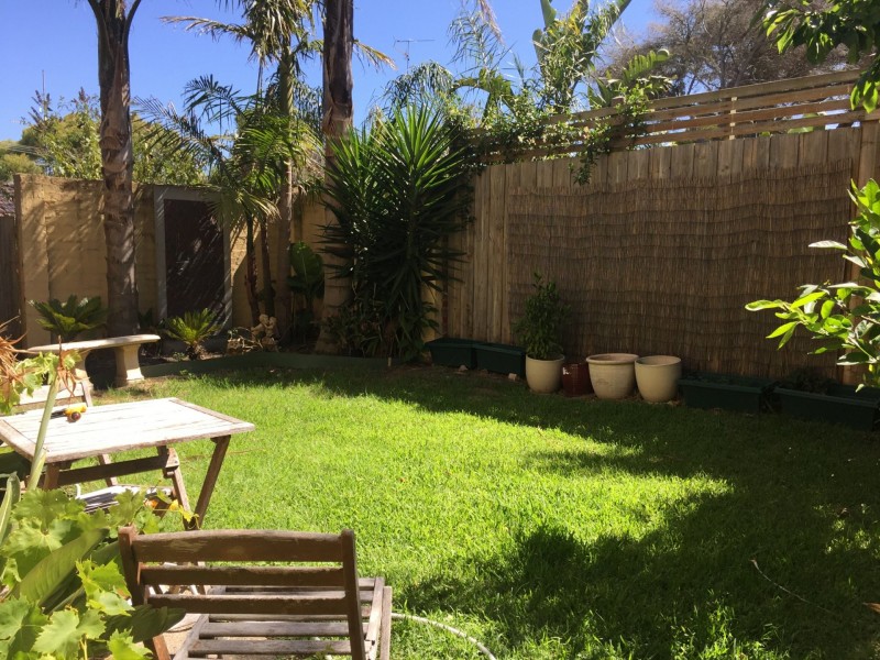 2/3 Pier Road, Inverloch VIC 3996