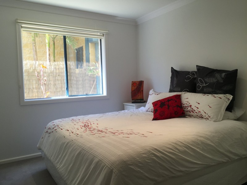 2/3 Pier Road, Inverloch VIC 3996