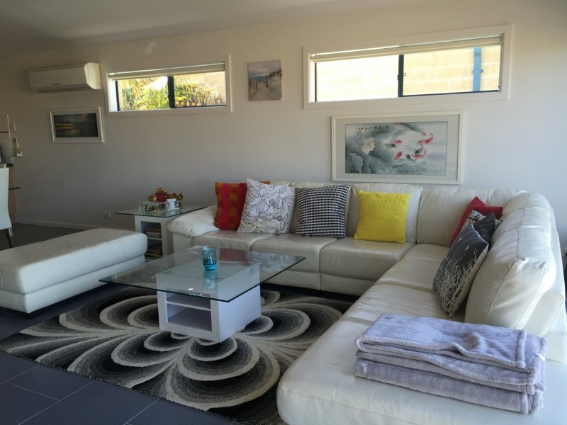 2/3 Pier Road, Inverloch VIC 3996