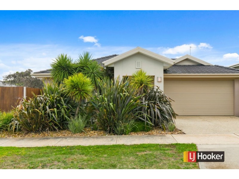 10 Diane Place, Inverloch VIC 3996