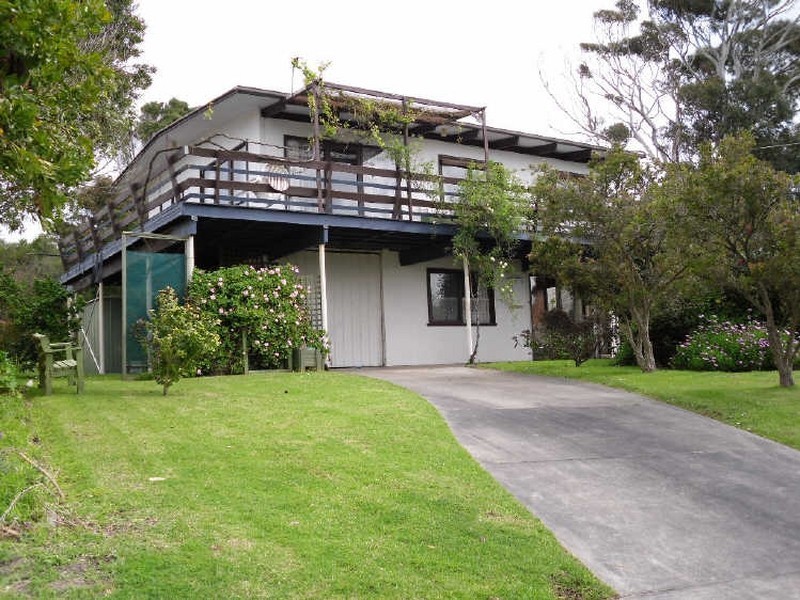 5 Beilby Avenue, Inverloch VIC 3996