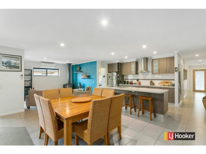 22 Mariner Place, Inverloch VIC 3996