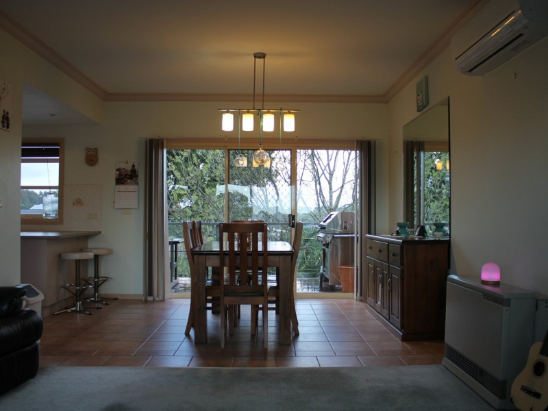 84 Toorak Road, Inverloch VIC 3996