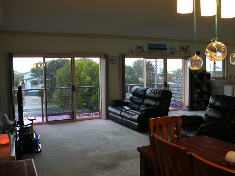 84 Toorak Road, Inverloch VIC 3996